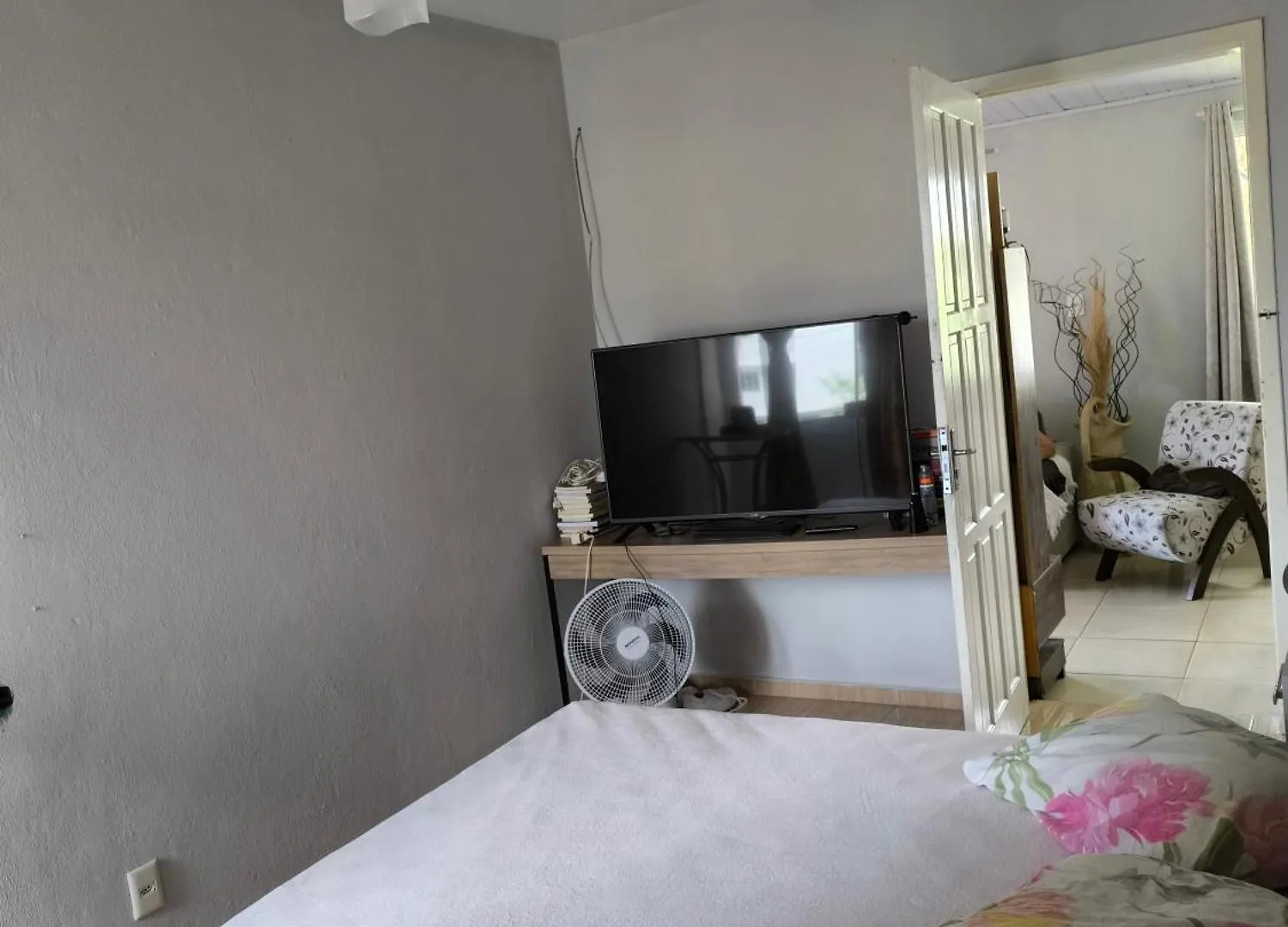 Homestay Quarto 3 Pessoas Suite Privativa E Ar Condicionado Camboriu Brazil